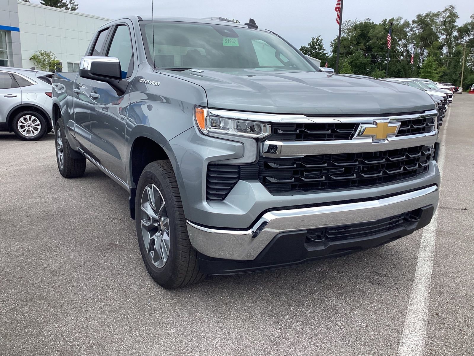 New 2026 Chevrolet Silverado 1500 LT image 1