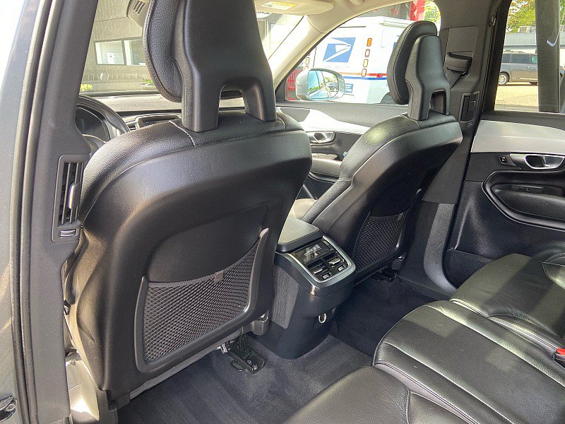 Used 2018 Volvo XC90 T5 Momentum w/ Convenience Package AWD/4WD image 22