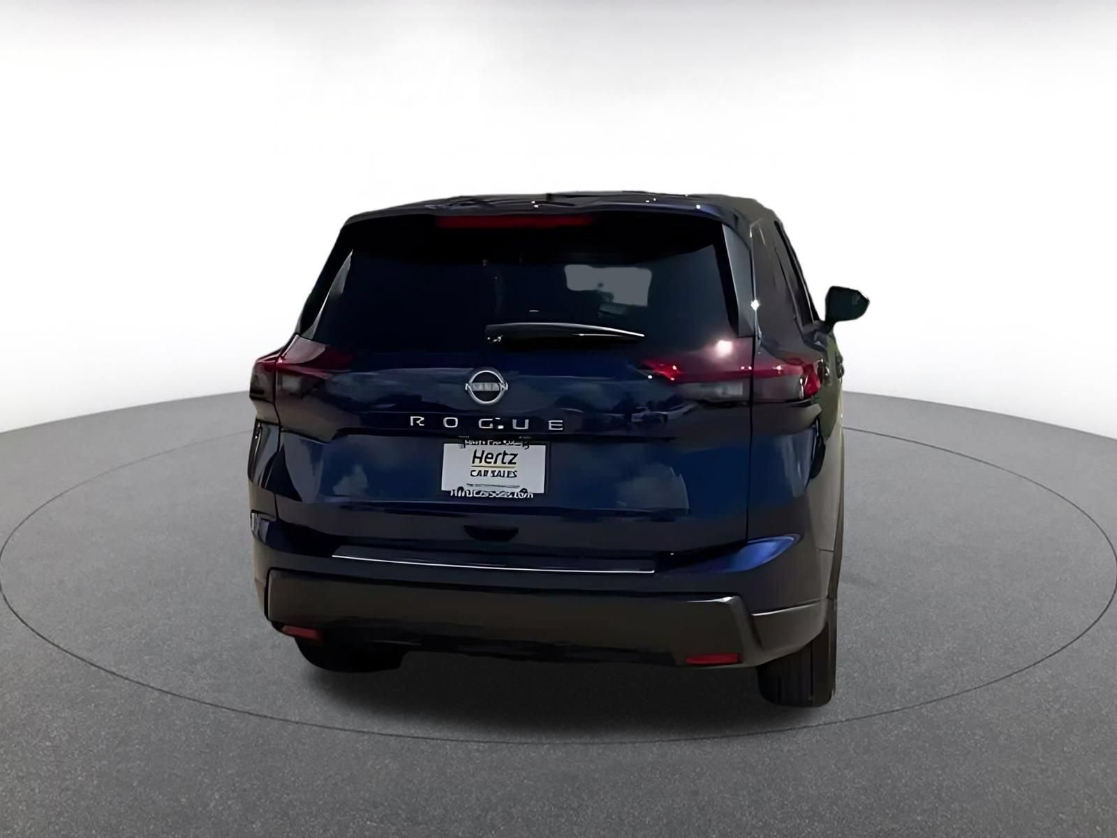 Used 2026 Nissan Rogue SV FWD image 12