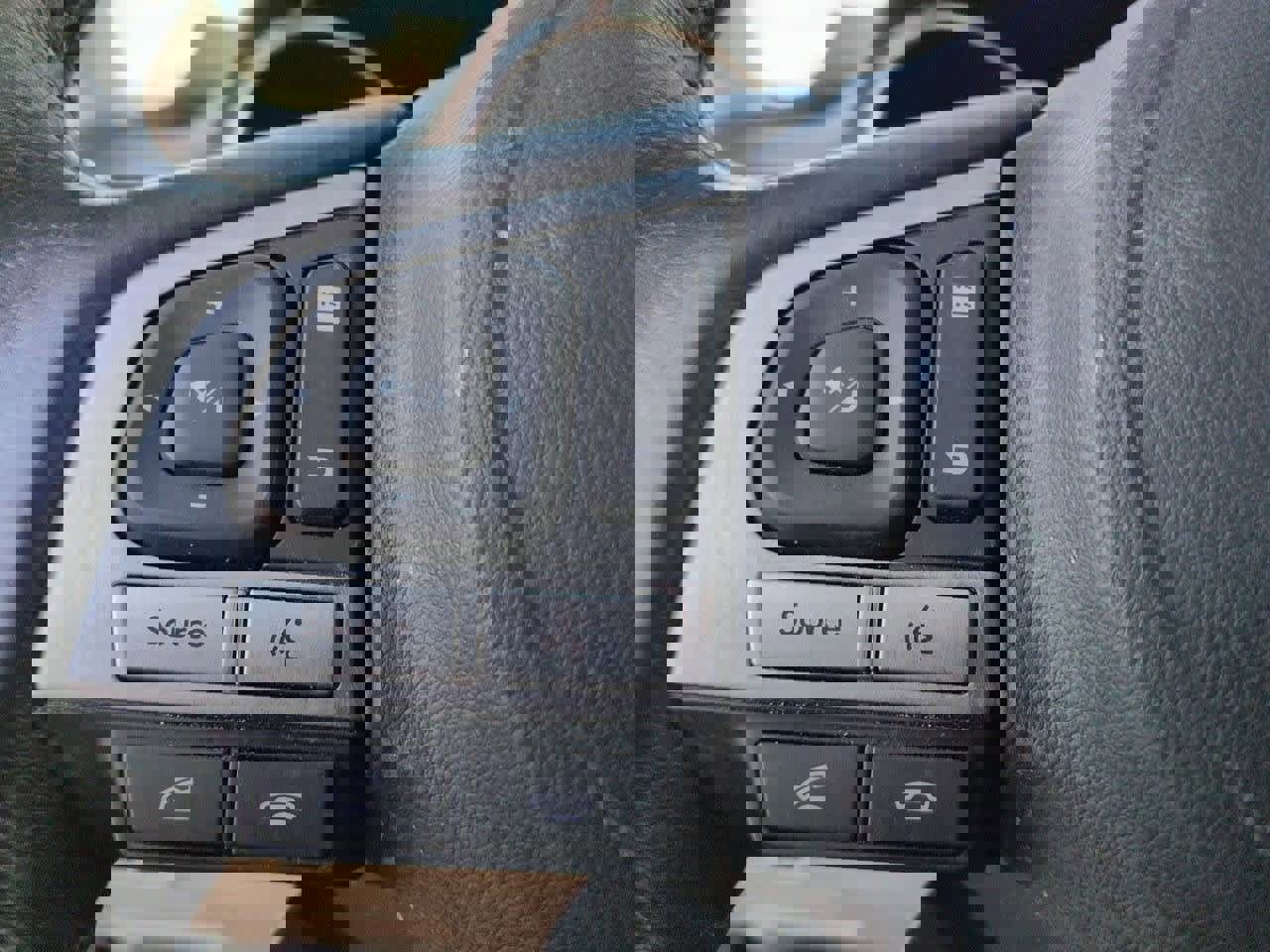 Used 2016 Subaru Legacy 2.5i Limited w/ Popular Package #4 image 23