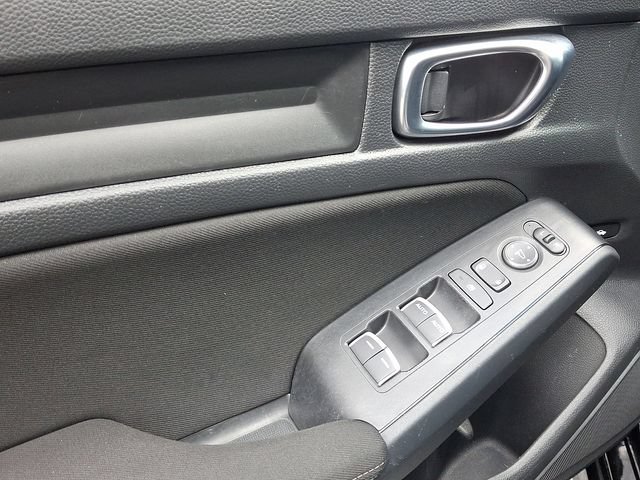 Used 2025 Honda Civic Sport image 13