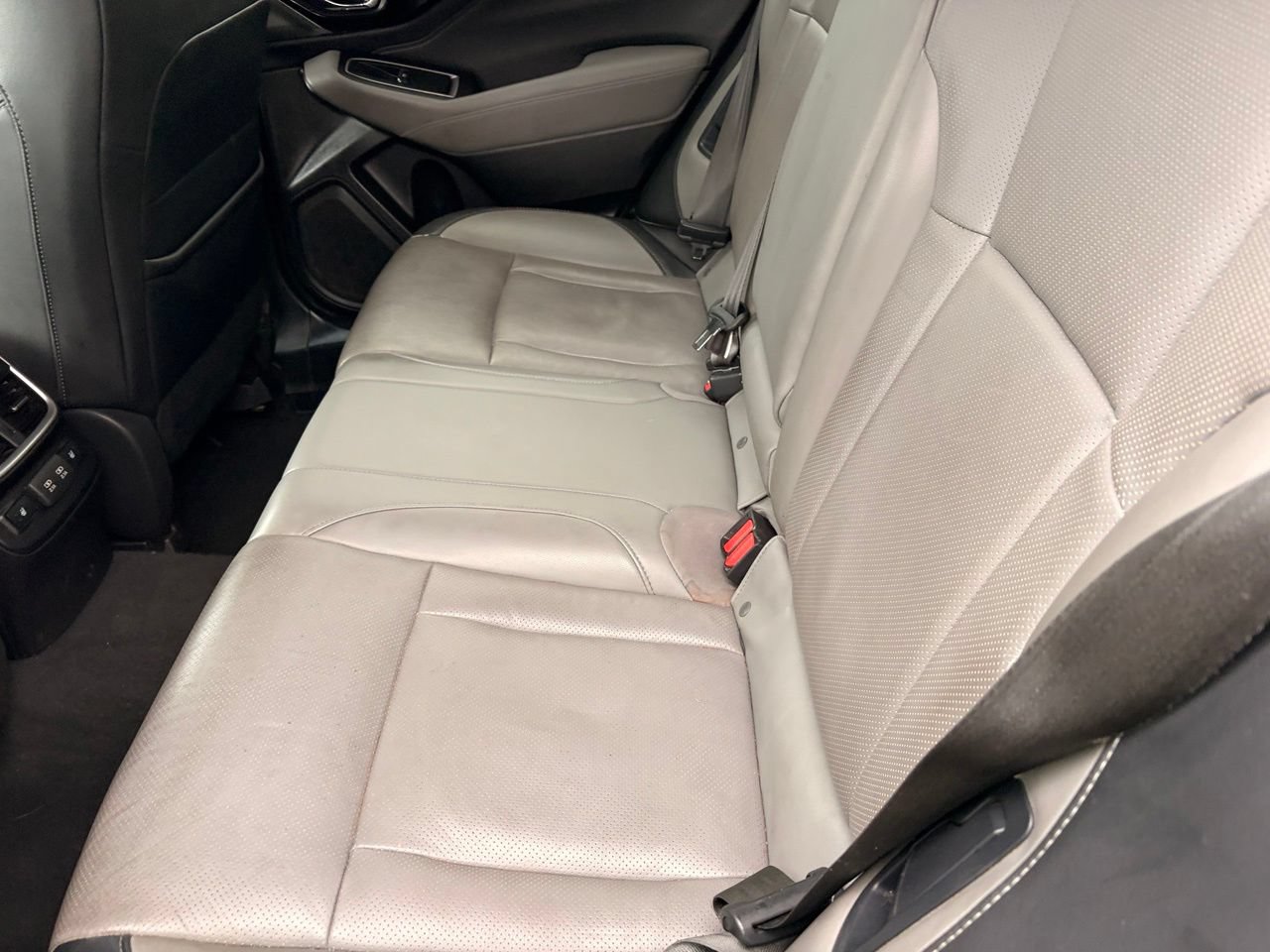 Used 2020 Subaru Outback Limited w/ Popular Package #2 AWD/4WD image 16