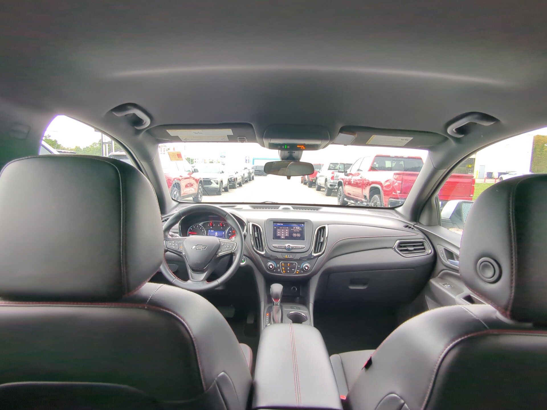 Used 2023 Chevrolet Equinox RS AWD/4WD image 14