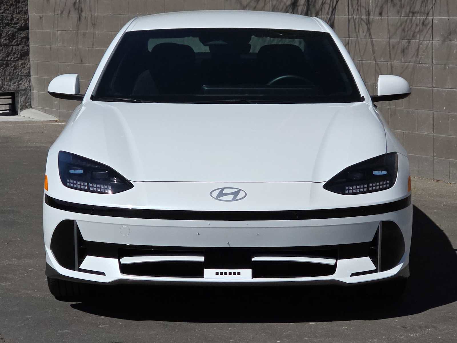 Used 2024 Hyundai Ioniq 6 SE image 4