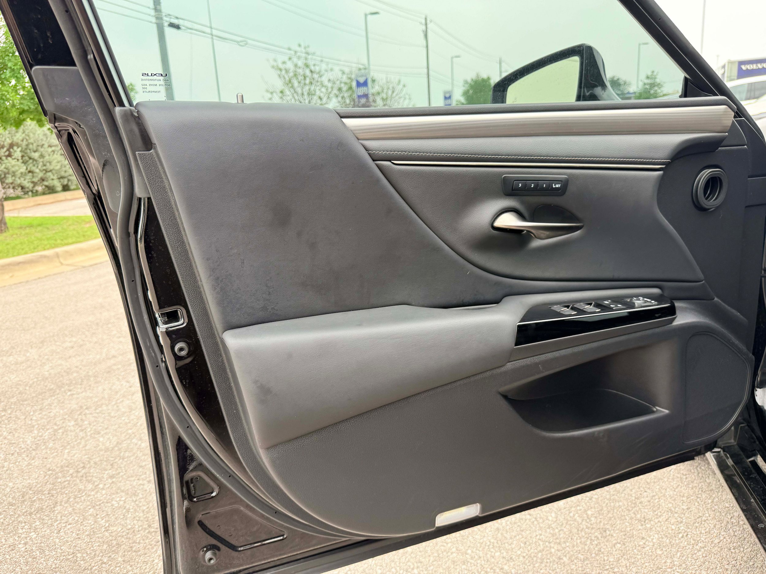 Used 2022 Lexus ES 350 F Sport FWD image 9