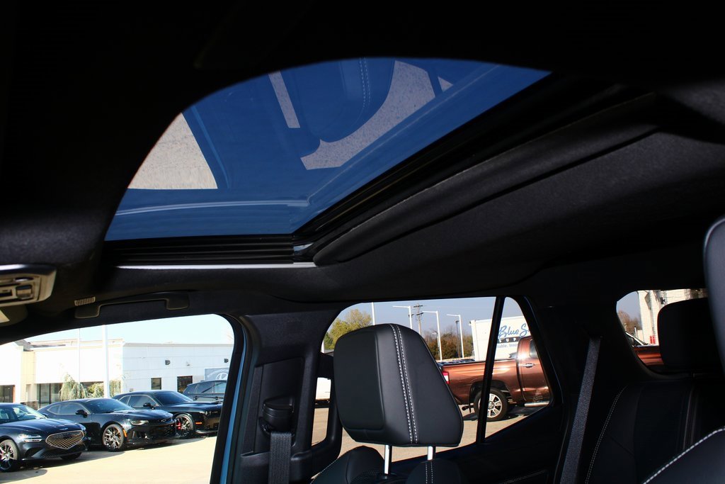 Used 2025 Toyota 4Runner Limited image 3