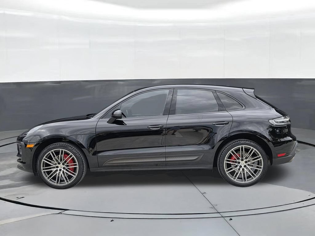 Certified 2023 Porsche Macan S AWD/4WD image 2