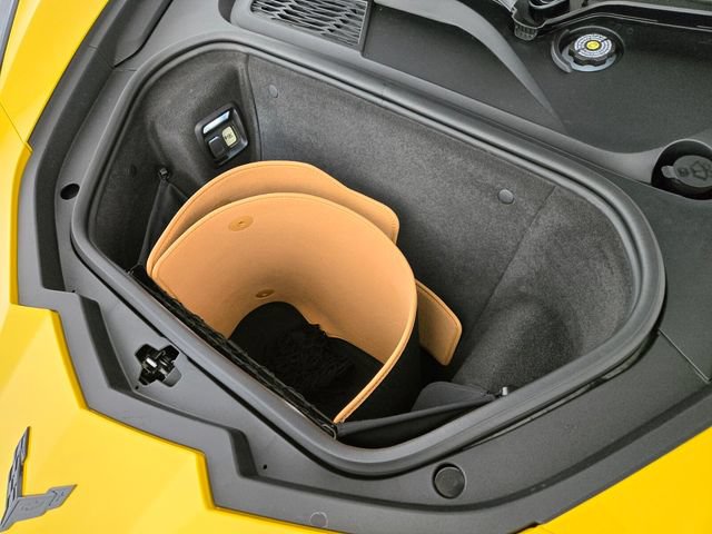 Used 2026 Chevrolet Corvette Stingray Premium Conv w/ Z51 Performance Package RWD image 17