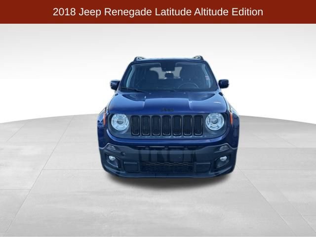 Used 2018 Jeep Renegade Altitude w/ Advanced Technology Group image 2