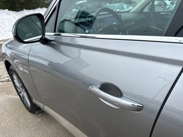 Used 2025 Genesis GV80 2.5T Standard image 12