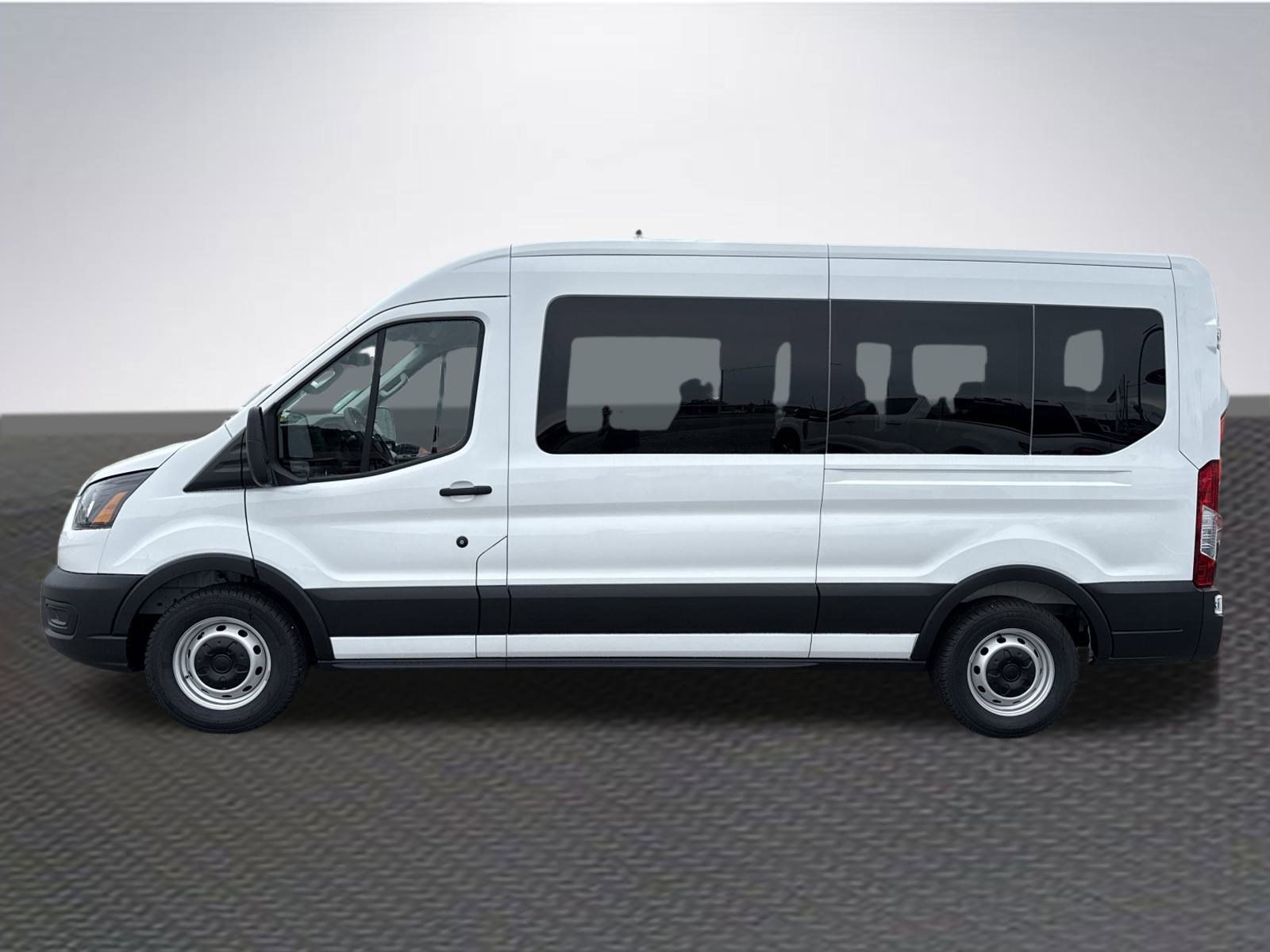 New 2025 Ford Transit 350 XL image 4