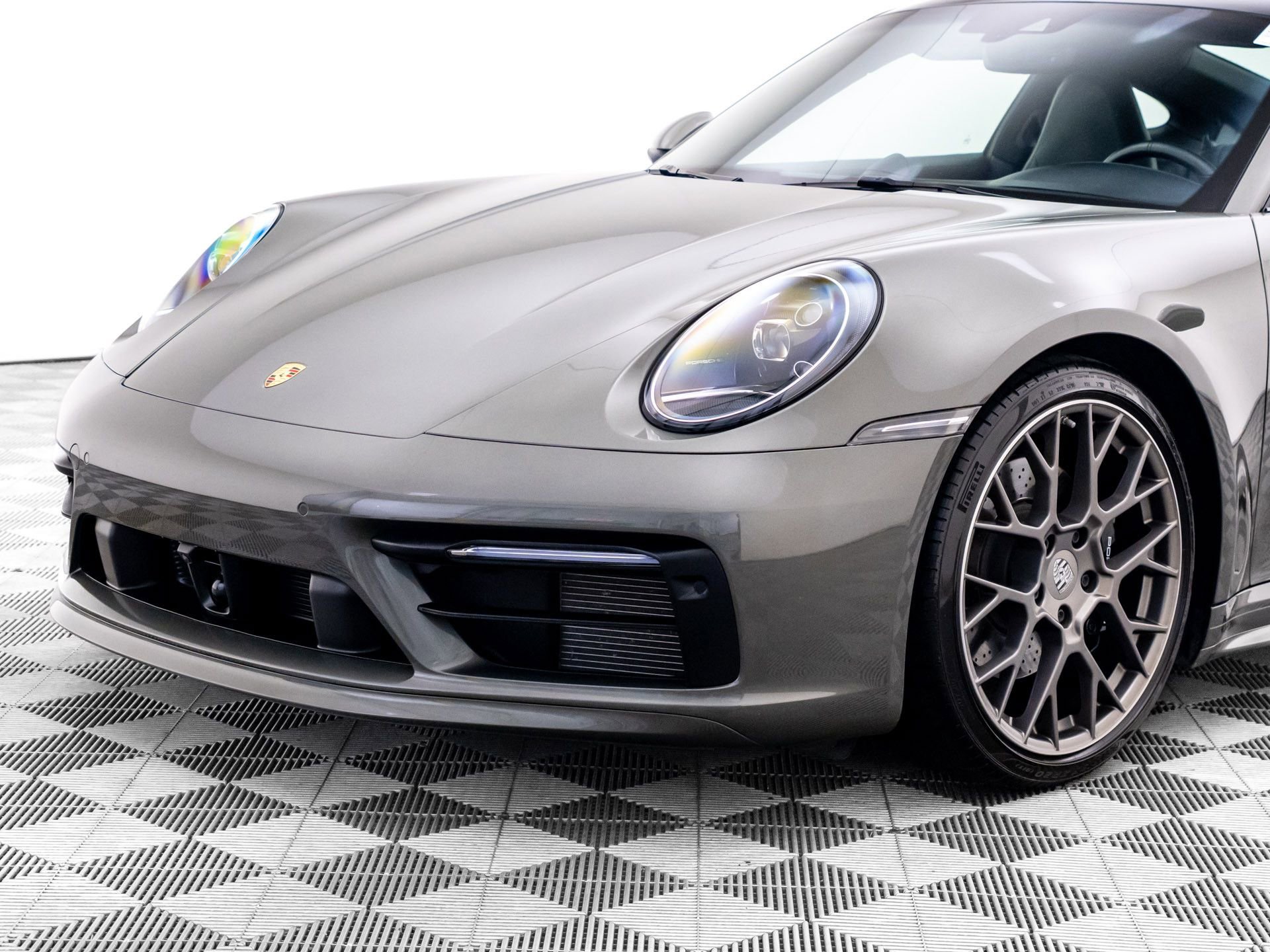 Certified 2020 Porsche 911 Carrera 4S image 37