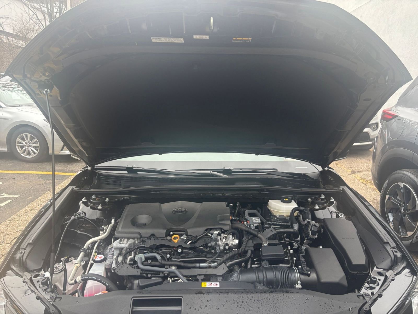Used 2025 Toyota Camry LE FWD image 31
