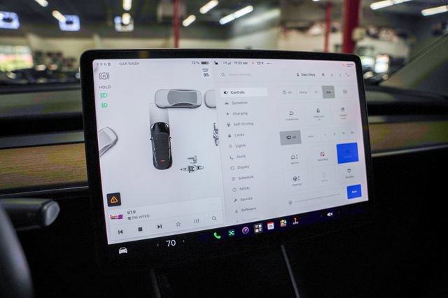Used 2021 Tesla Model Y Long Range AWD/4WD image 5
