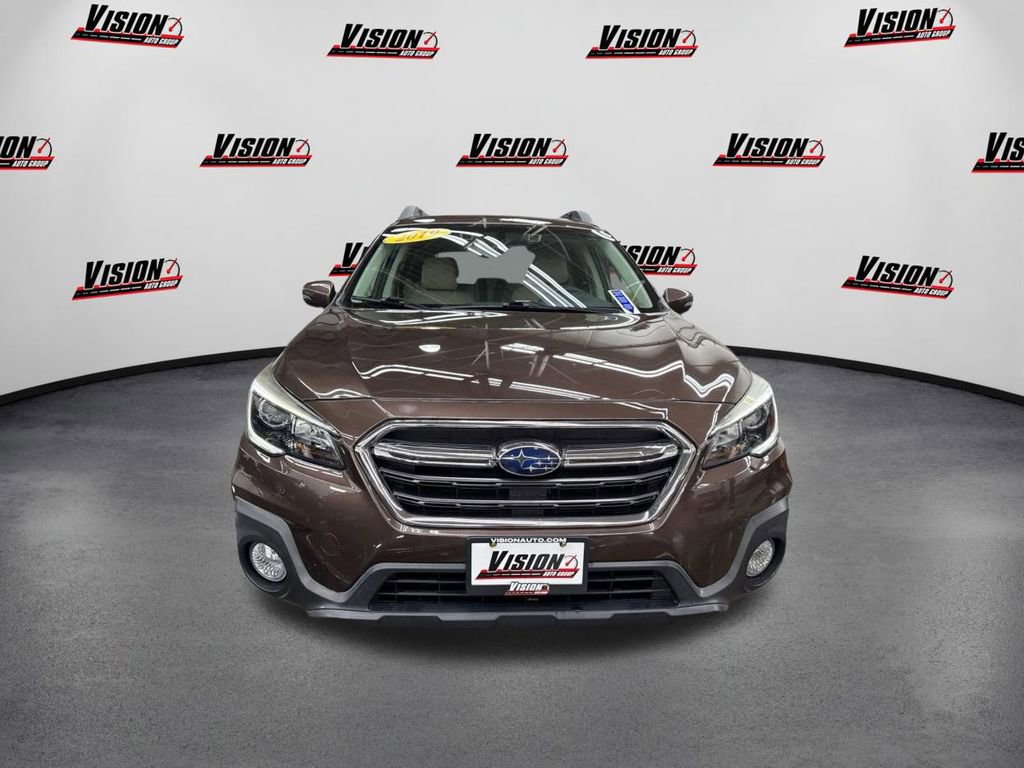 Used 2019 Subaru Outback 2.5i Premium image 2