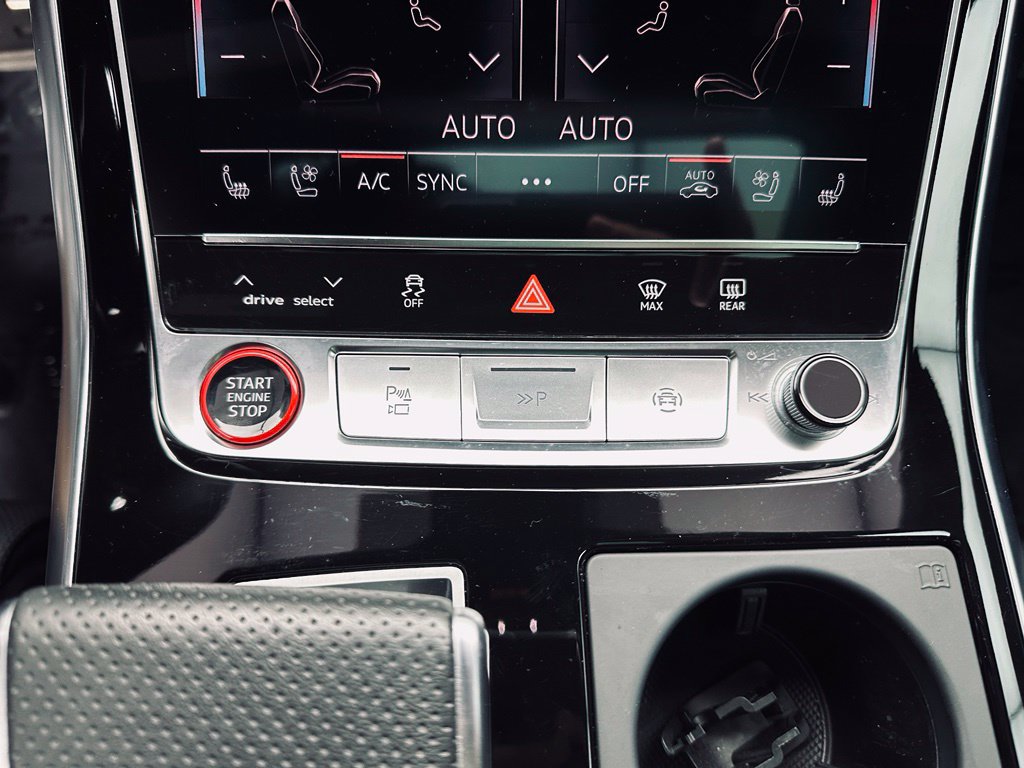 Used 2023 Audi SQ8 Prestige w/ Prestige Package AWD/4WD image 34