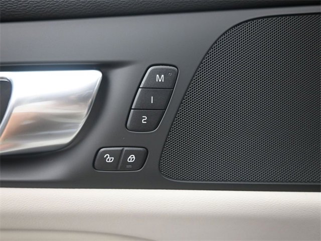 Used 2025 Volvo S60 B5 Plus w/ Protection Package Premier image 26