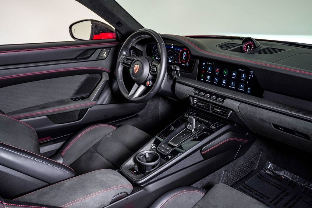 Certified 2025 Porsche 911 Carrera GTS RWD image 14