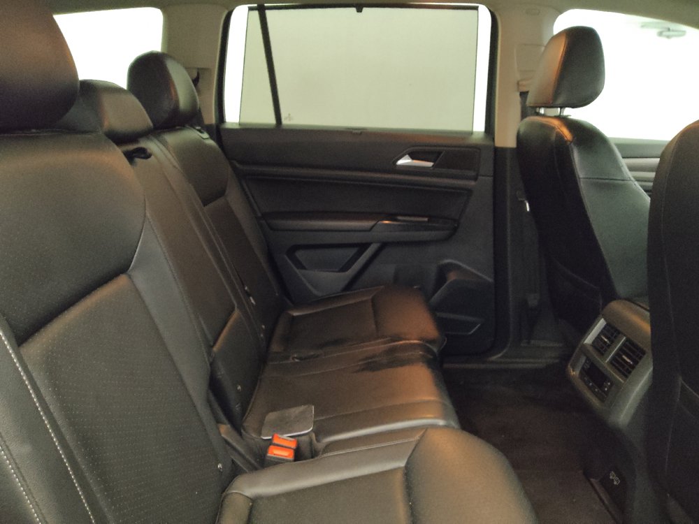 Used 2020 Volkswagen Atlas SE w/ Panoramic Sunroof Package FWD image 19