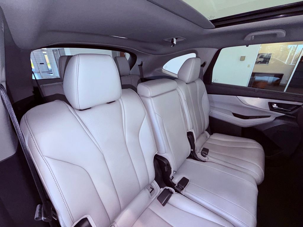 Used 2023 Acura MDX FWD w/ Technology Package image 13