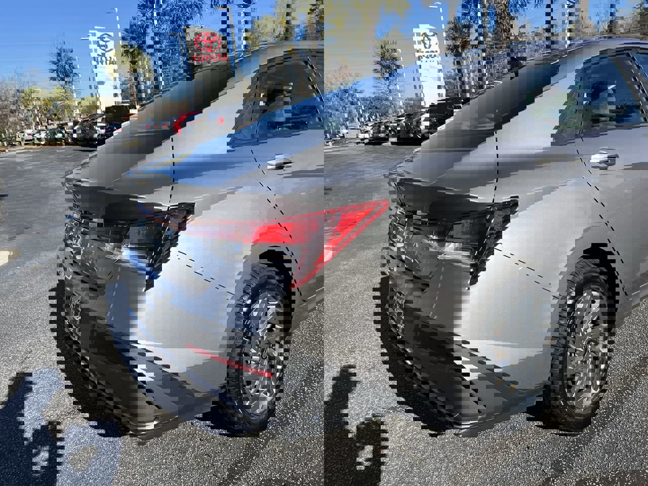 Used 2024 Hyundai Elantra SEL image 10