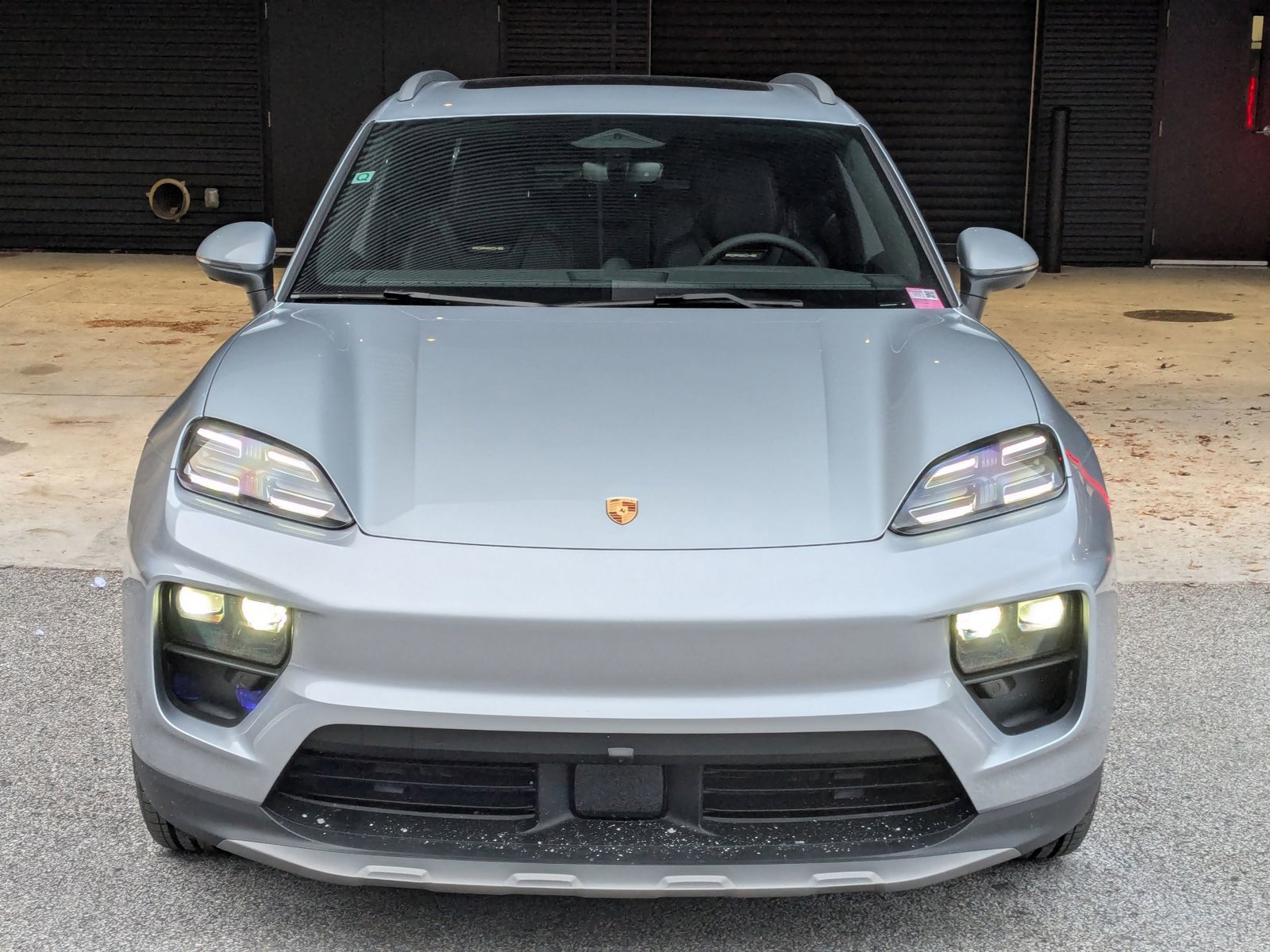 New 2025 Porsche Macan 4 Electric AWD/4WD image 6