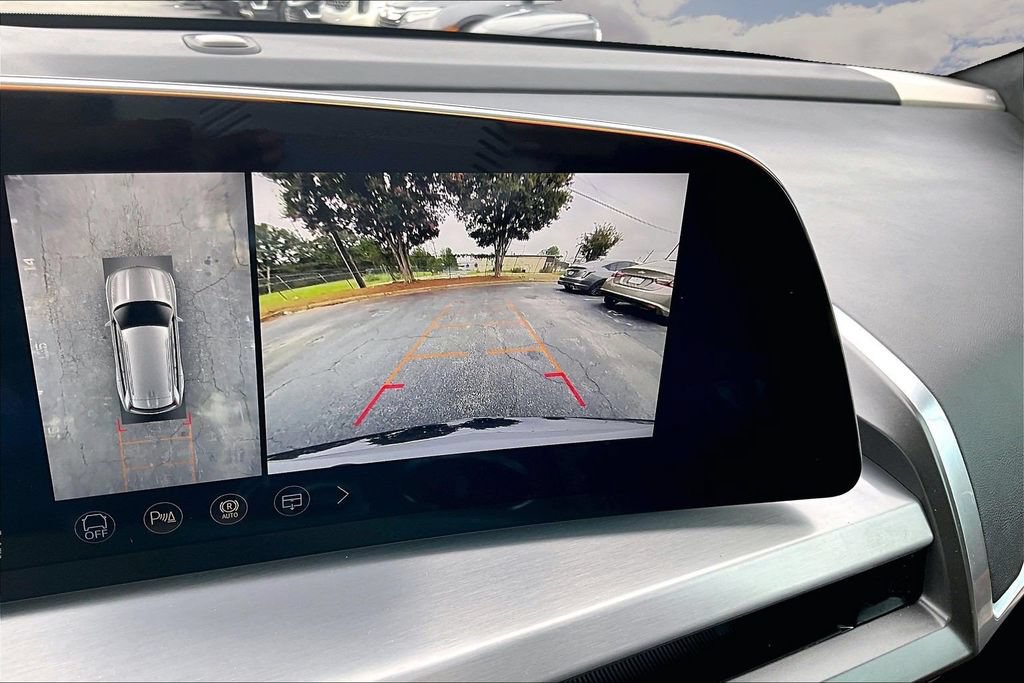 Certified 2026 Cadillac Vistiq Platinum AWD/4WD image 14