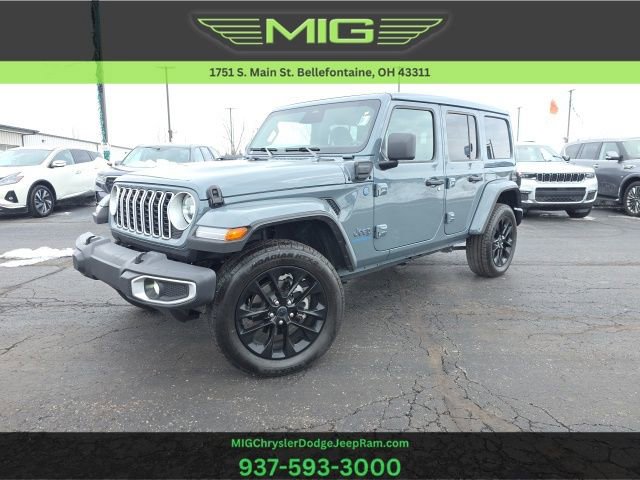 Used 2025 Jeep Wrangler Unlimited Sahara w/ Safety Group image 1