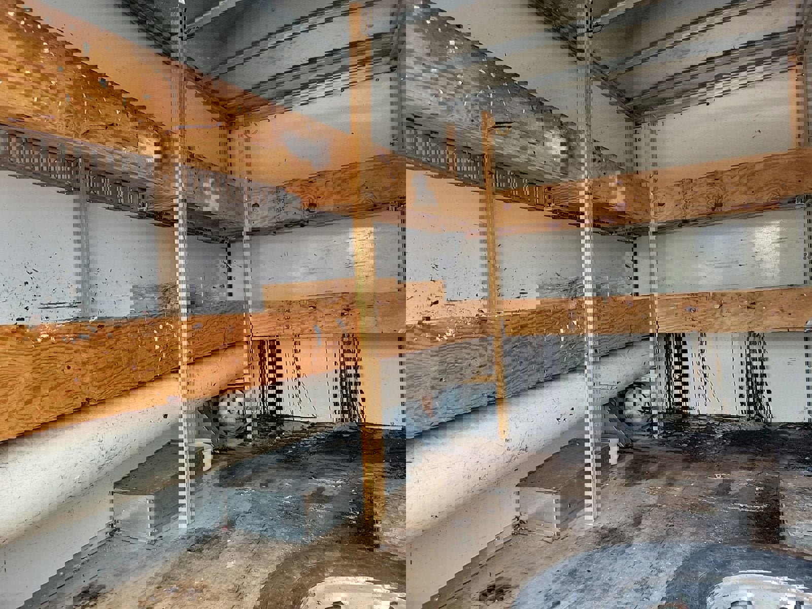 Used 2023 GMC Savana 3500 w/ Power Convenience Package image 8