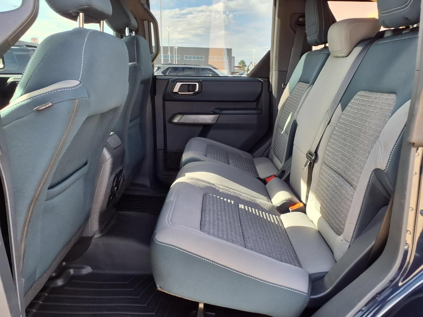 Used 2021 Ford Bronco Outer Banks AWD/4WD image 18