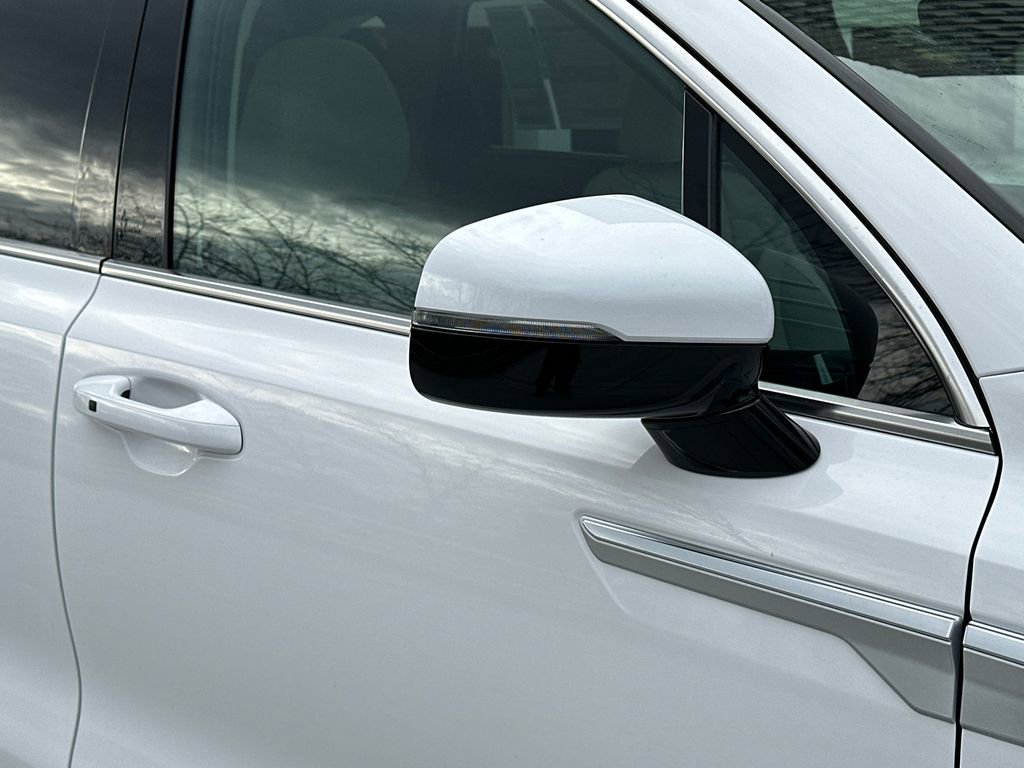 New 2026 Kia Sorento S w/ S Panoramic Sunroof Package image 9