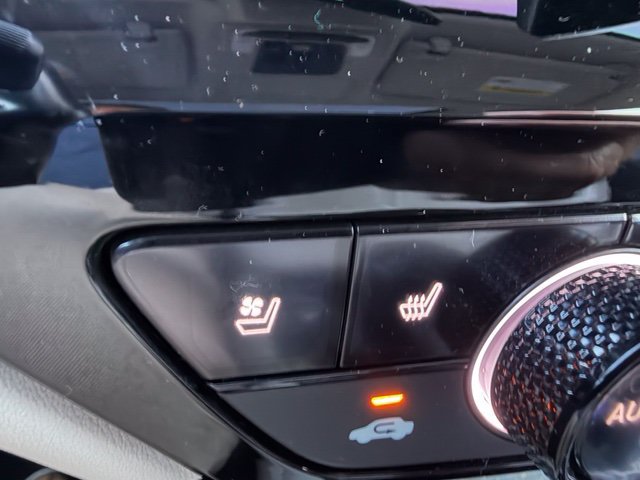 Used 2024 Honda Accord Touring image 6