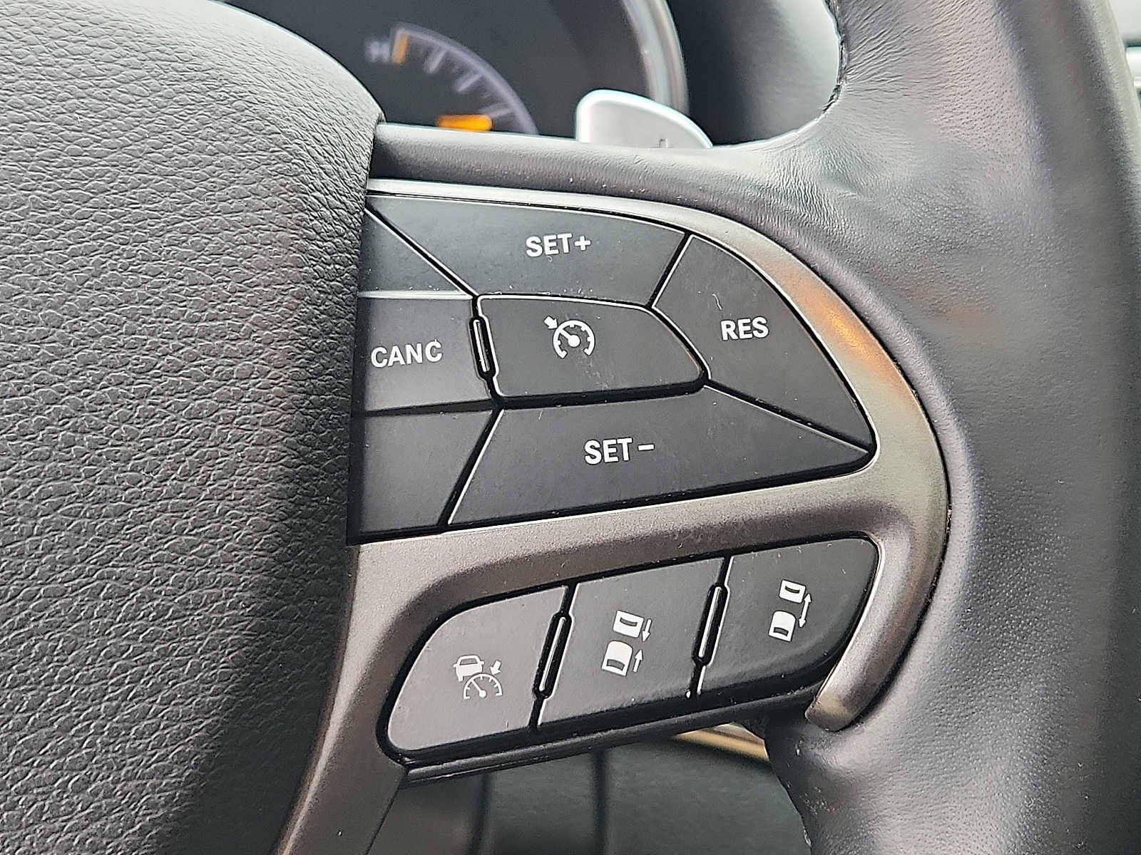 Used 2019 Jeep Grand Cherokee Limited X image 22