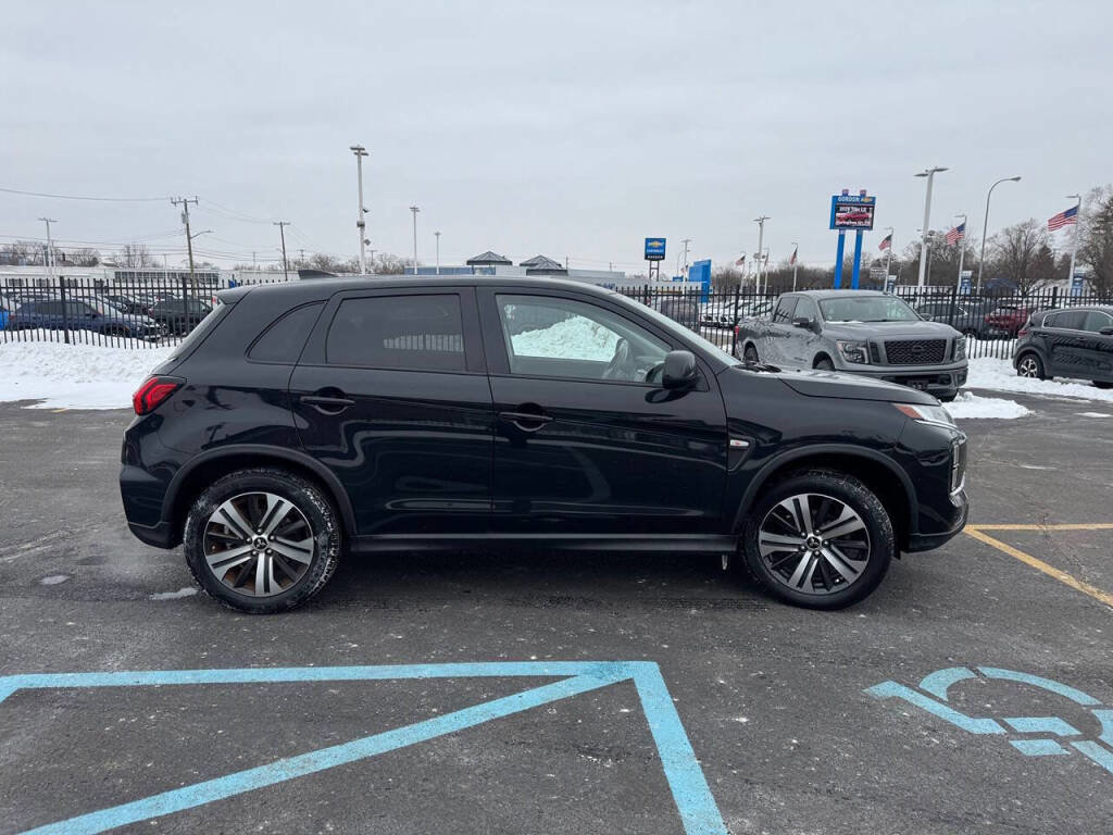 Used 2020 Mitsubishi Outlander Sport SE image 24