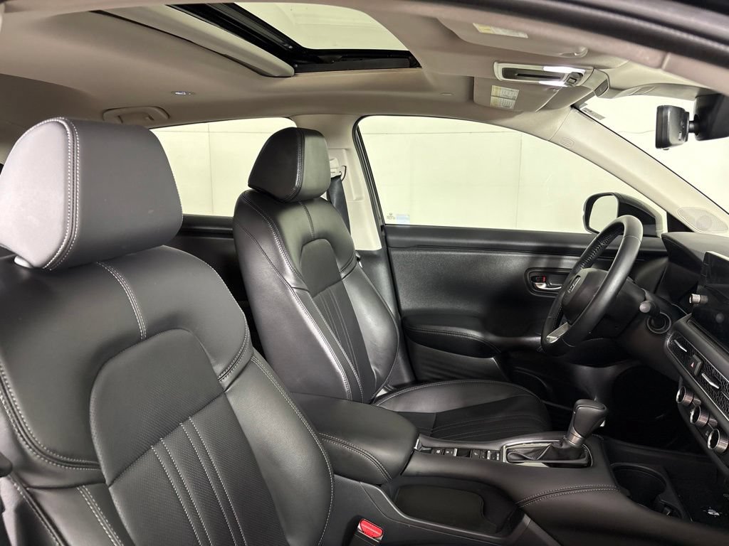 Used 2026 Honda HR-V EX-L image 18