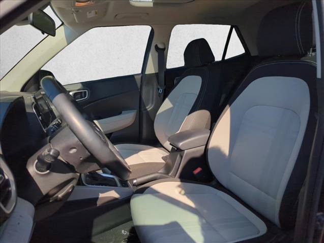 Used 2021 Hyundai Venue SEL w/ Premium Package FWD image 22