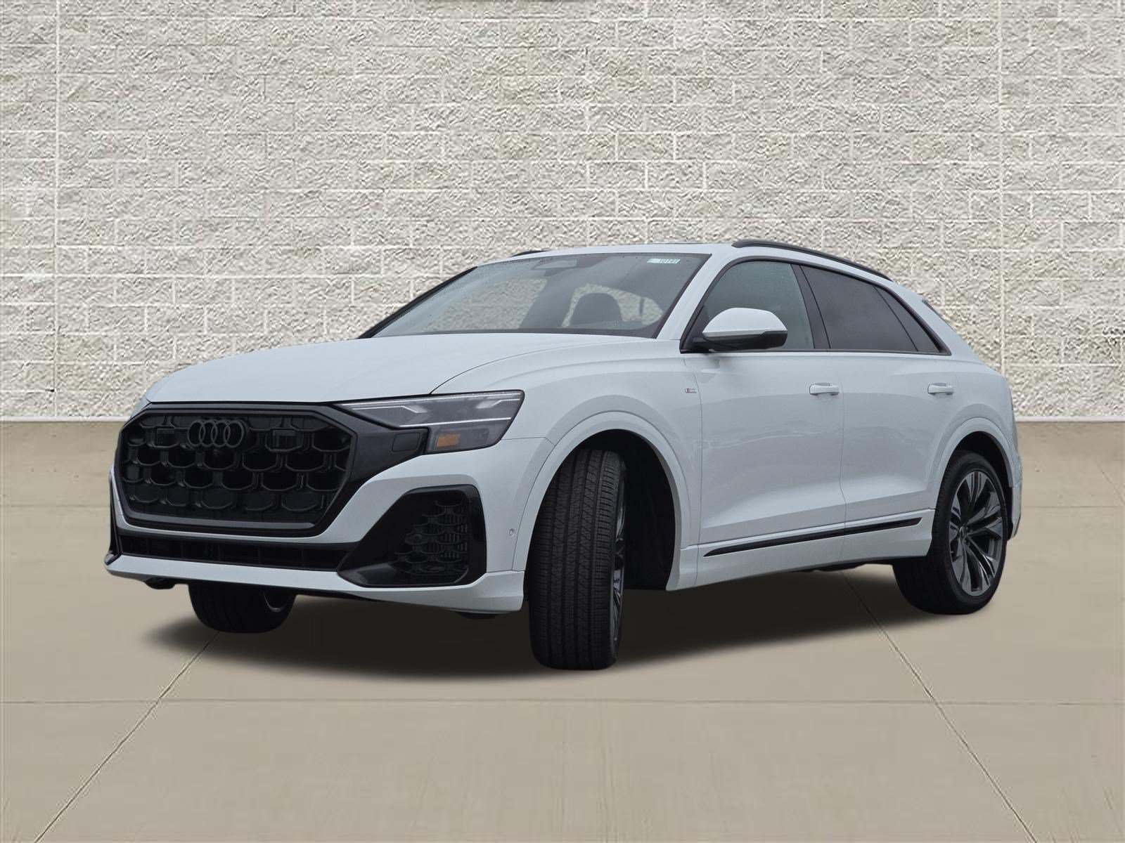 New 2027 Audi Q8 Premium Plus AWD/4WD image 3