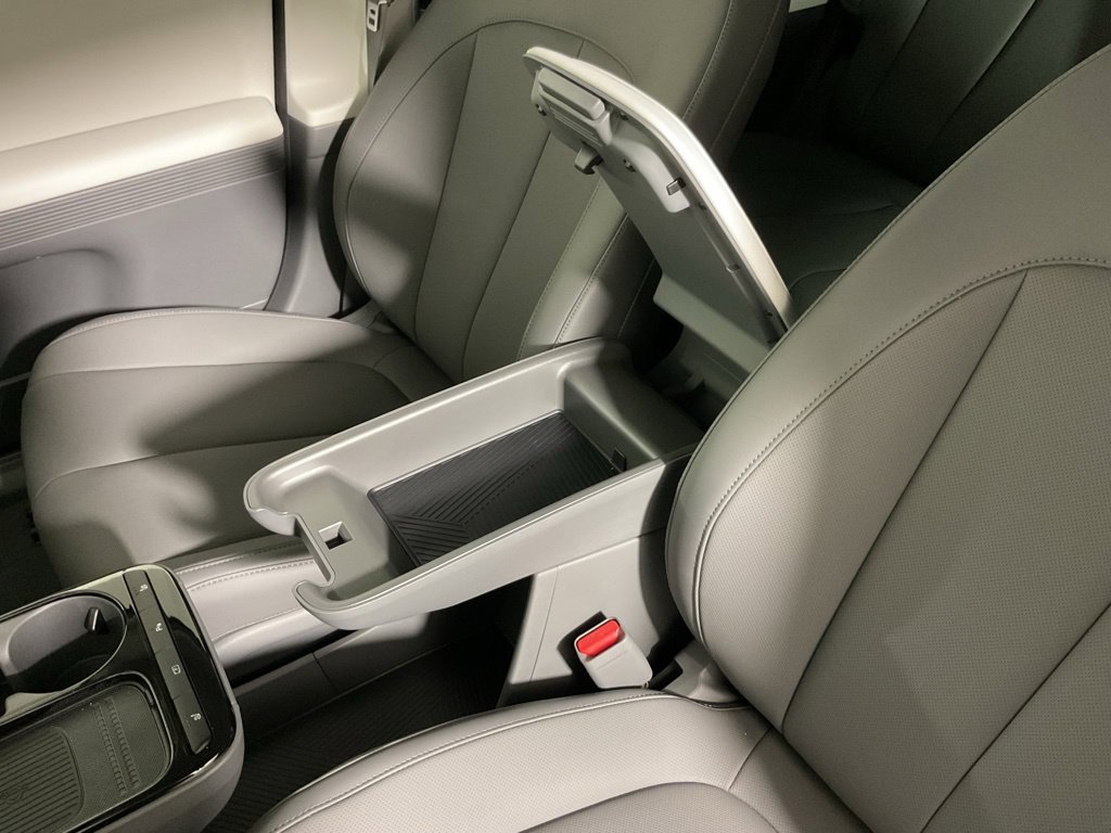 New 2027 Hyundai Ioniq 5 SEL AWD/4WD image 28