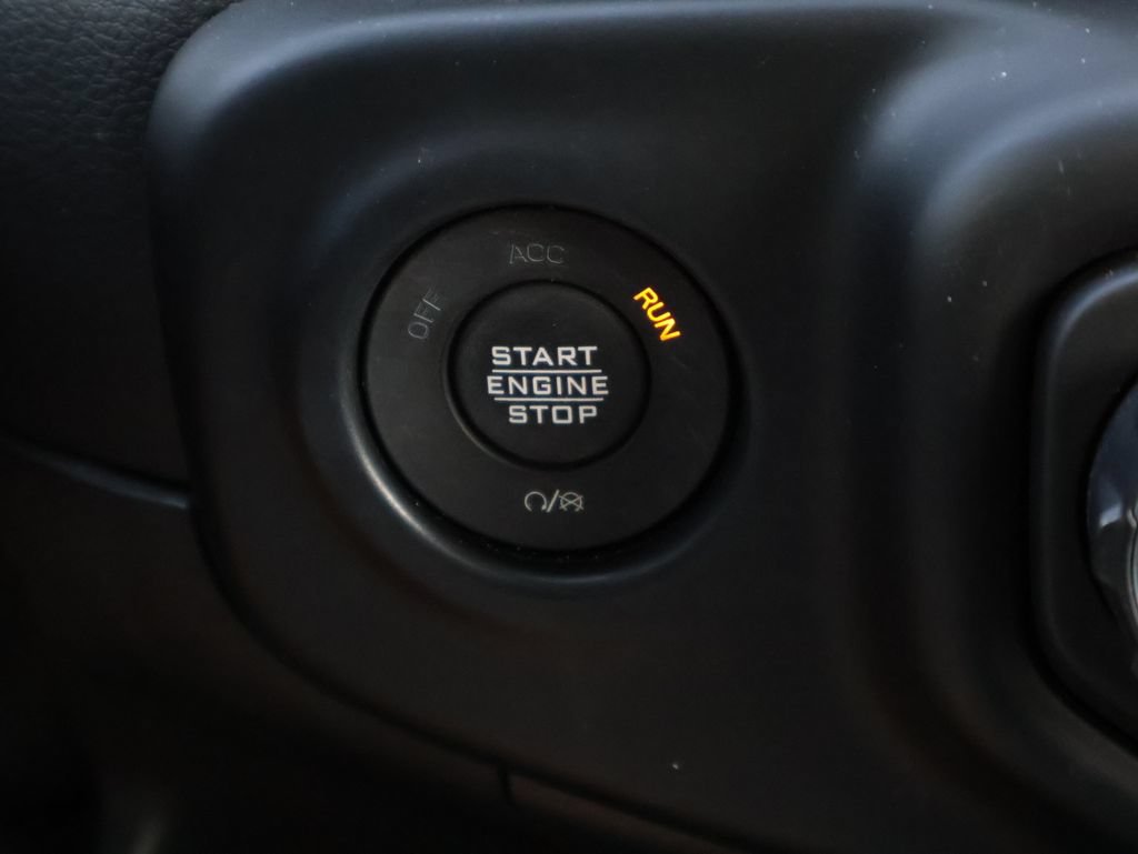 Used 2023 Jeep Wrangler Unlimited Sahara w/ LED Lighting Group AWD/4WD image 27