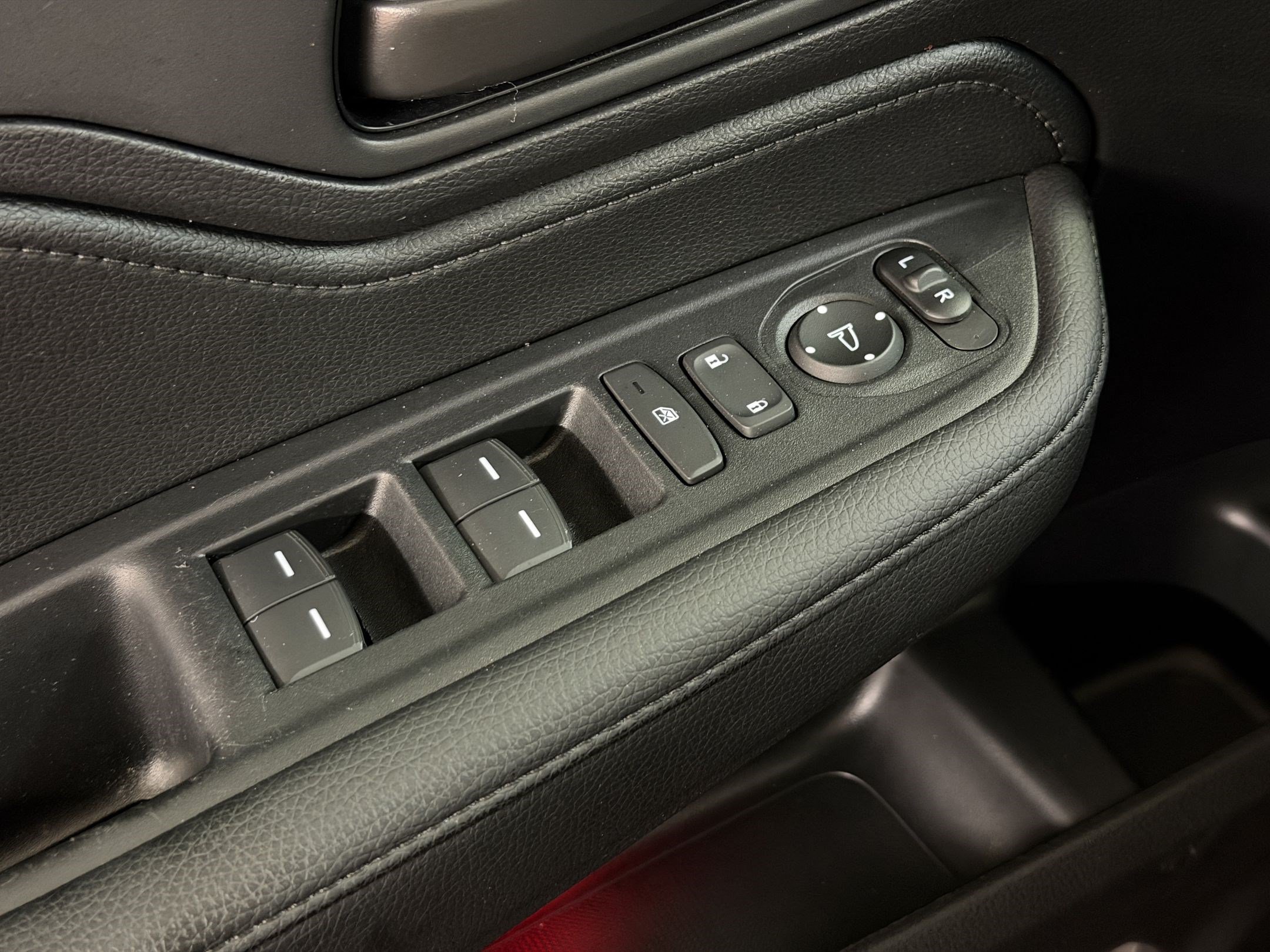 Certified 2025 Honda Odyssey Sport-L image 15