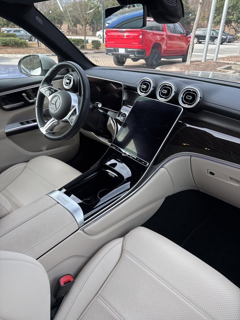 Certified 2023 Mercedes-Benz GLC 300 image 3