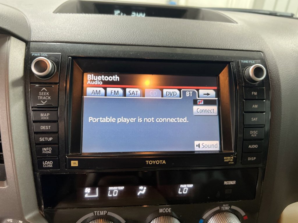 Used 2011 Toyota Sequoia Platinum AWD/4WD image 14