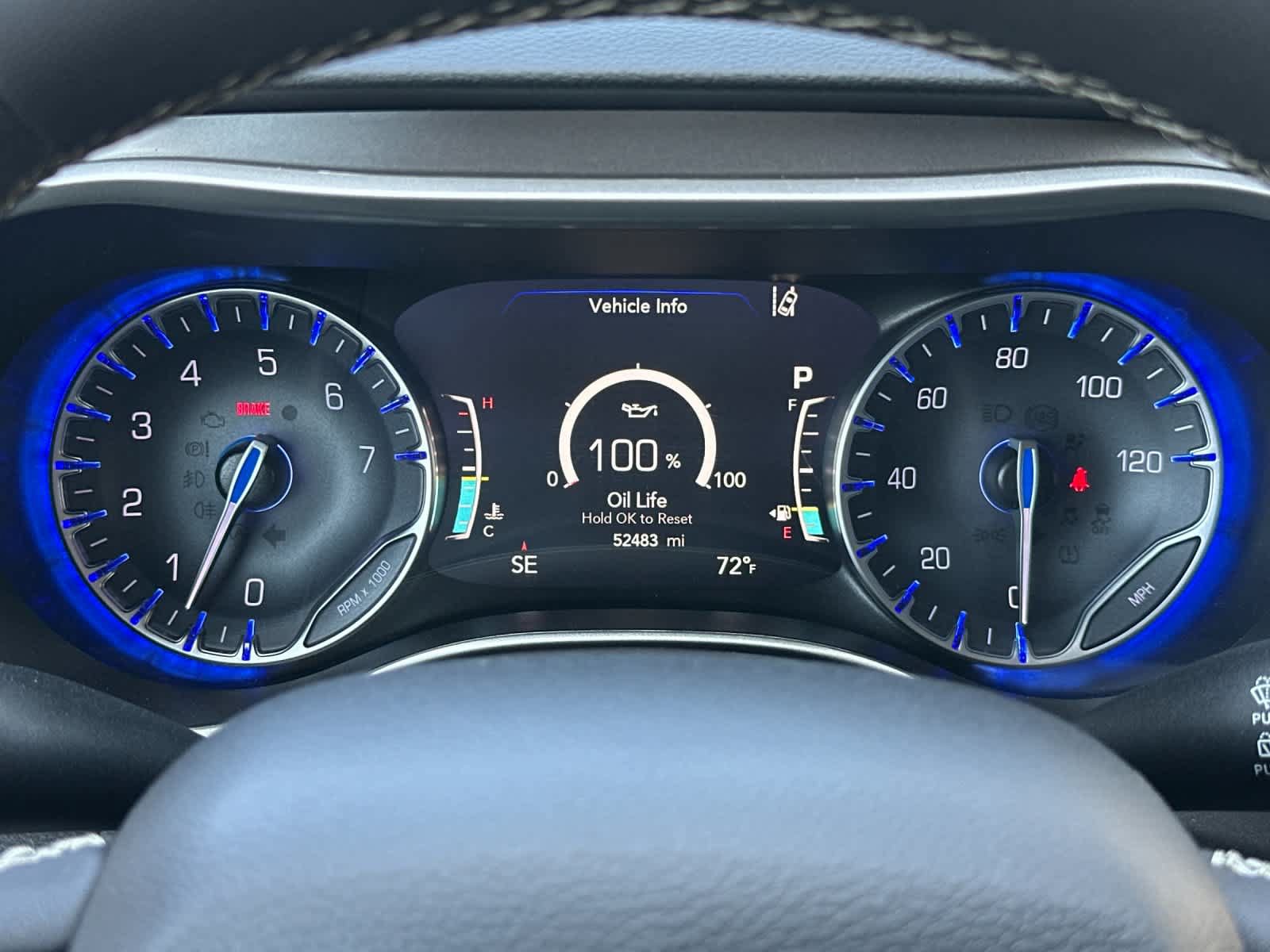 Used 2024 Chrysler Pacifica Touring-L FWD image 25