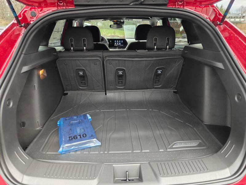 Used 2026 Chevrolet Trax RS image 15