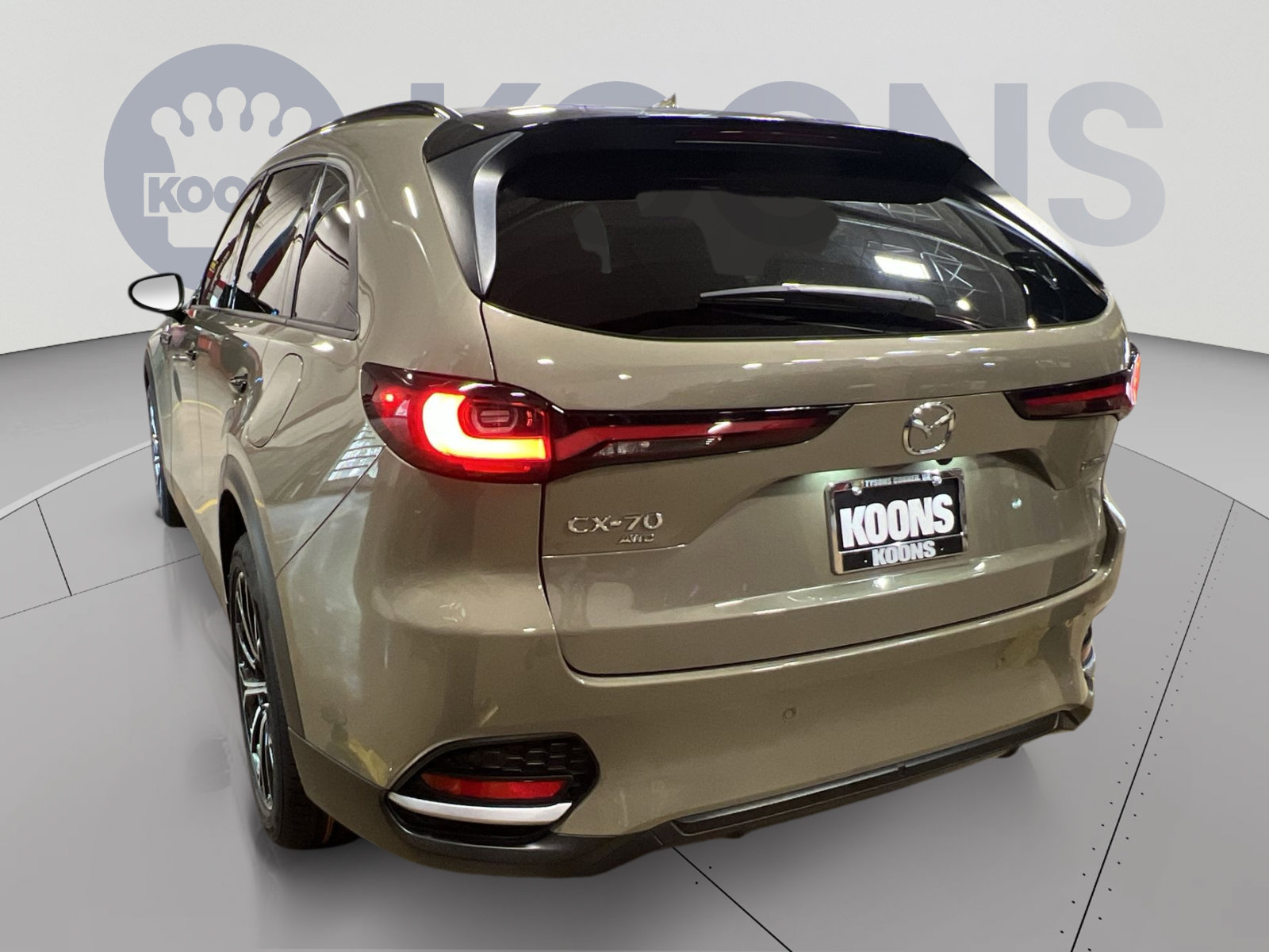 Used 2025 MAZDA CX-70 Plug-In Hybrid w/ Premium Plus AWD/4WD image 4