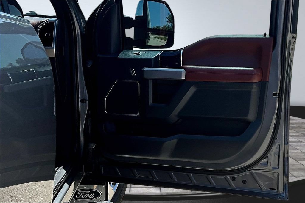 Certified 2022 Ford F250 Platinum AWD/4WD image 26