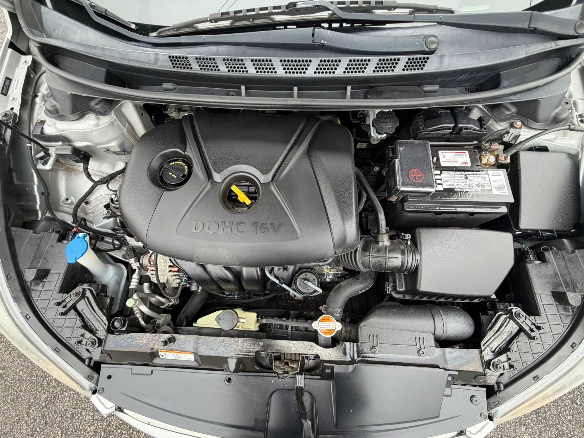 Used 2012 Hyundai Elantra Limited w/ Technology Pkg 5 FWD image 64