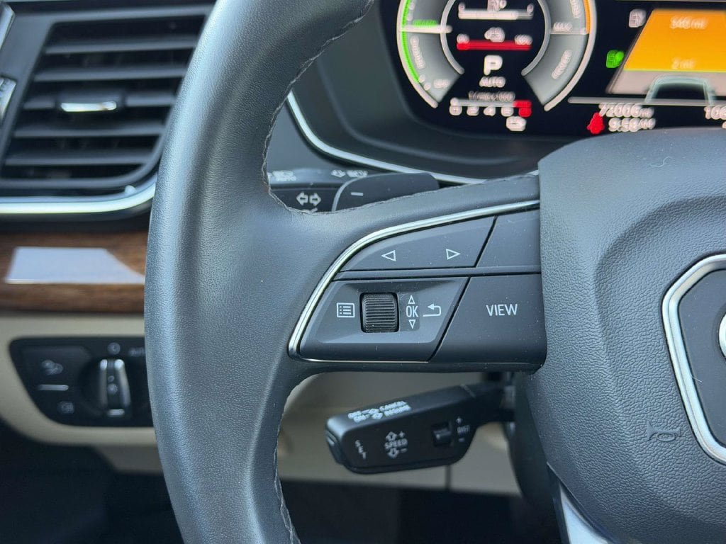Used 2023 Audi Q5 e Premium Plus AWD/4WD image 9