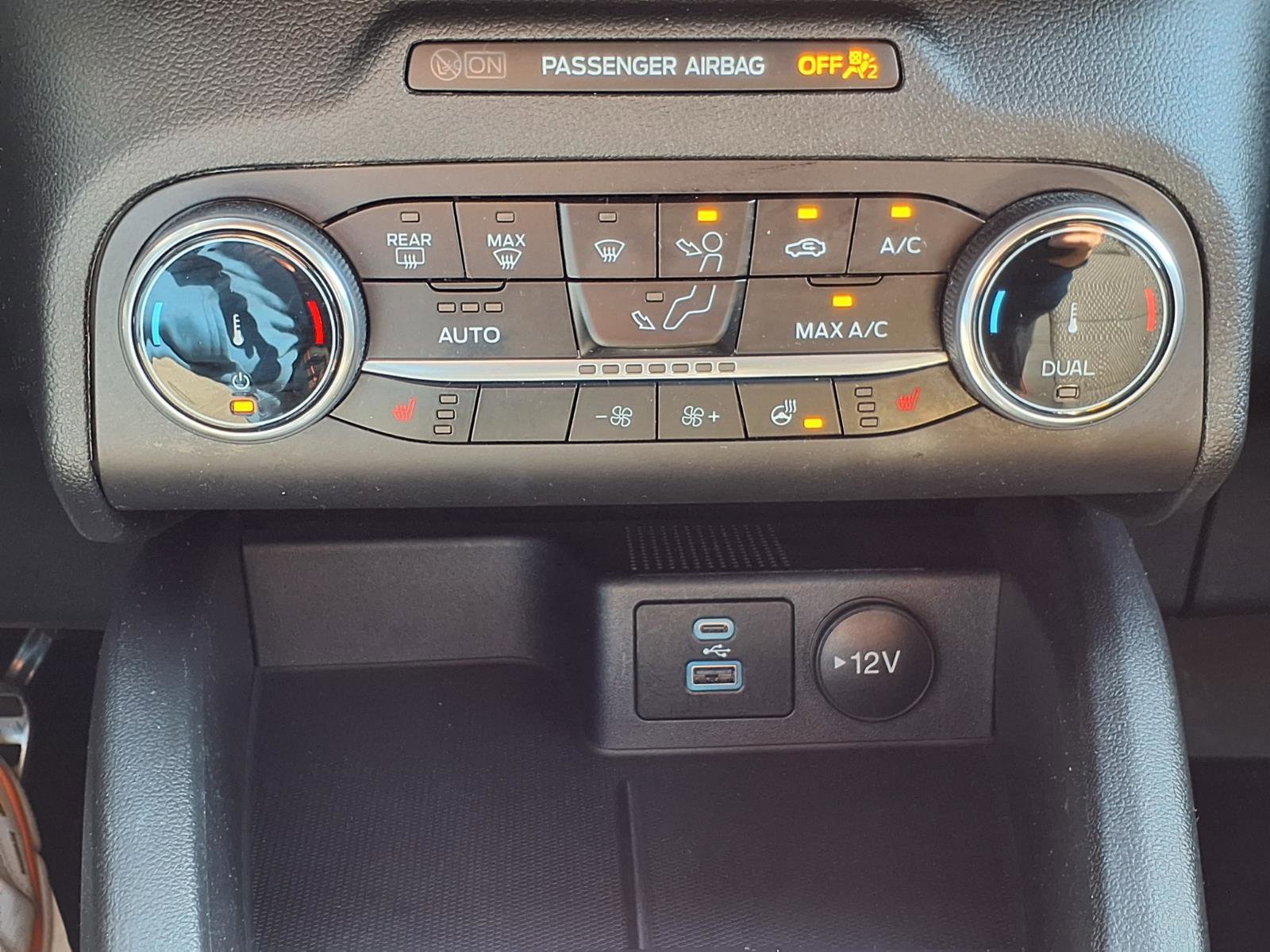 Certified 2023 Ford Escape ST-Line AWD/4WD image 20