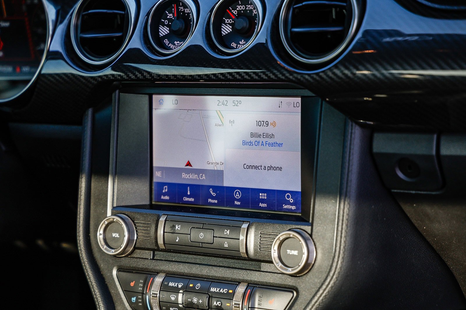 Used 2020 Ford Mustang Shelby GT500 w/ Technology Package image 12